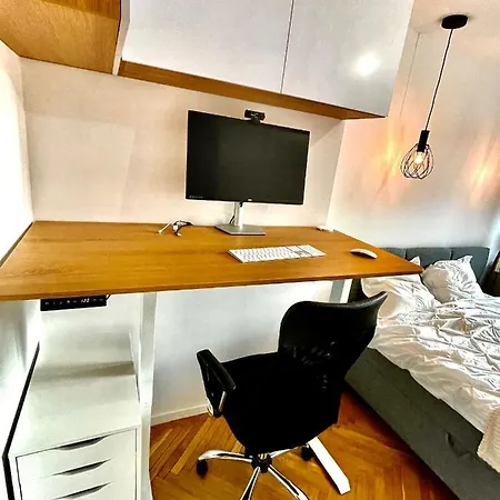 Luxurious Boho Style Apartm. *Home Office* +Desk Катовіце Екстер'єр фото