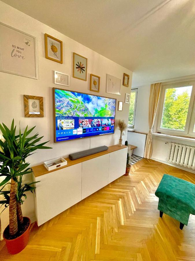 Luxurious Boho Style Apartm. *home Office* +desk